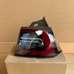 Tesla Model 3 2018 фонарь наружный правый 3 пина 1502087-00-D