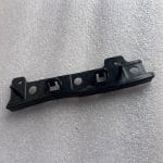 Кріплення переднього бампера праве (крило-бампер) Ford Escape MK3 2017-2019 (GJ5Z-17C947-AA)