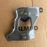 Tesla Model 3 Кронштейн лонжерона левого крыла 1086017S0A