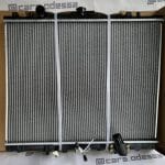 Радіатор охолодження двигуна Mitsubishi L200, Pajero Sport 2.5TD (1998-) MR258668, MR258669