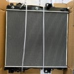 Радиатор охлаждения двигателя Toyota Land Cruiser / Prado 3.0 TDI (2010-)