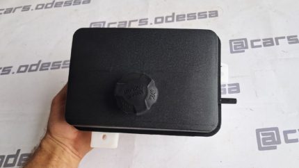 Бачок системы охлаждения (расширительный) Hyundai Sonata 2014–2020 (25430C1100)