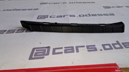 Крепление переднего бампера под фарой правое Hyundai Sonata 2018–2019 (86556C1700)