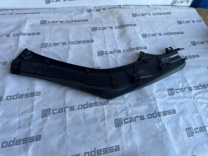 Накладка под капот правая боковая Tesla Model X 2016–2019 (1036238-00-G)