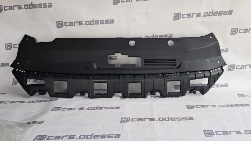 Накладка радиатора верхняя Hyundai Sonata 2017-2019 (86361E6700) Накладка радиатора верхняя Hyundai Sonata 2017-2019 (86361E6700)