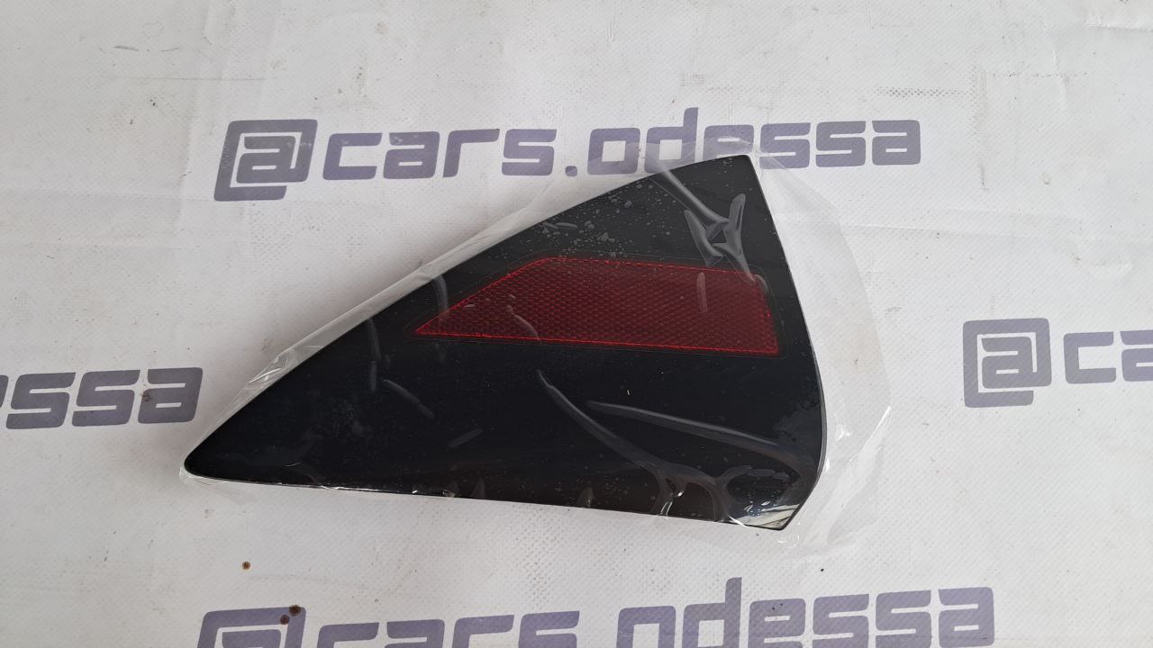 Отражатель правый в крыло Tesla Model 3 2024 HIGHLAND (1715105-30-A) Отражатель правый в крыло Tesla Model 3 2024 HIGHLAND (1715105-30-A)