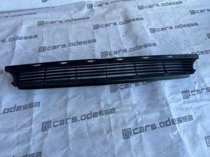 Решетка бампера Model X 2016–2019 (1047734-00-F)