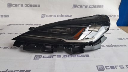 Фара левая Tesla Model 3 2024–2026 (Highland) — OEM 1760888-00-E