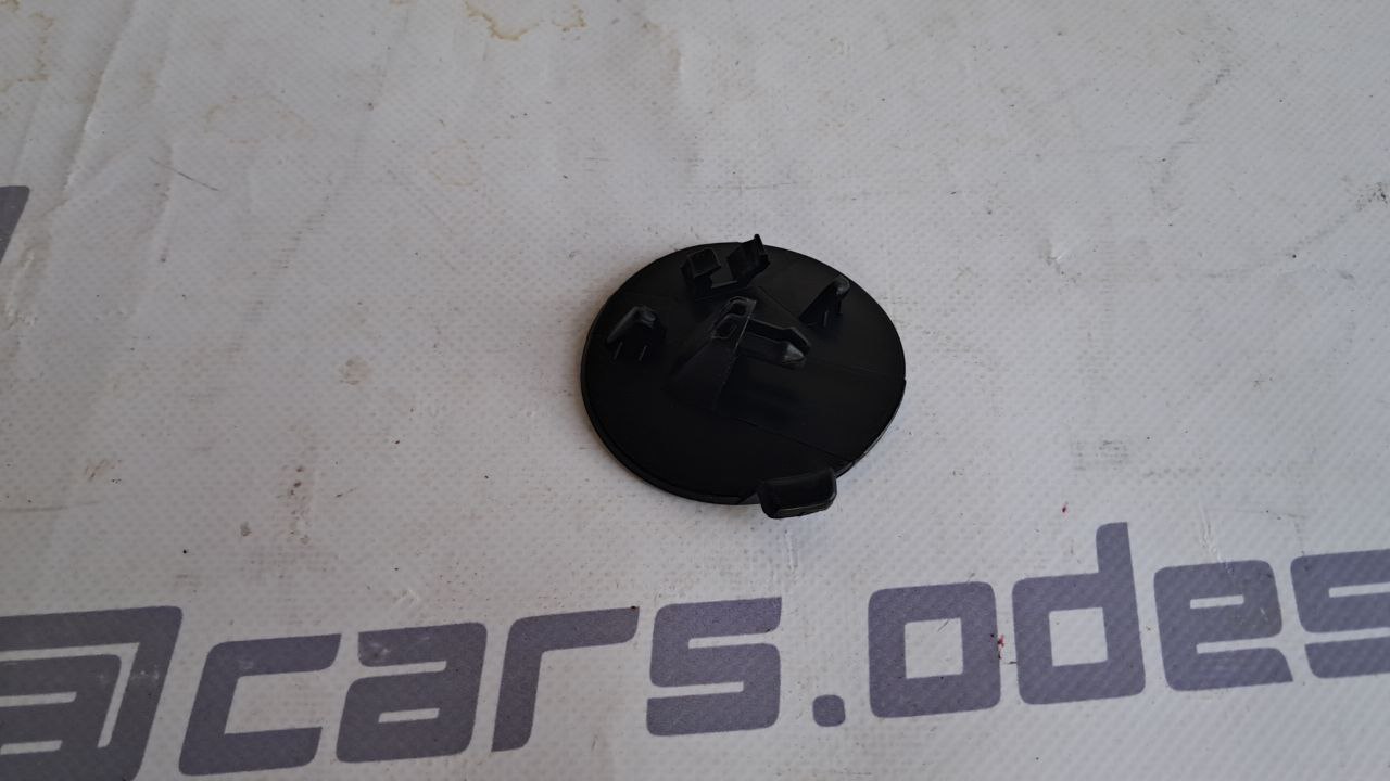 Заглушка буксировочного крюка (передний бампер) — Tesla Model 3 Highland 2024–2026 1694316-00-E Заглушка буксировочного крюка (передний бампер) — Tesla Model 3 Highland 2024–2026 1694316-00-E