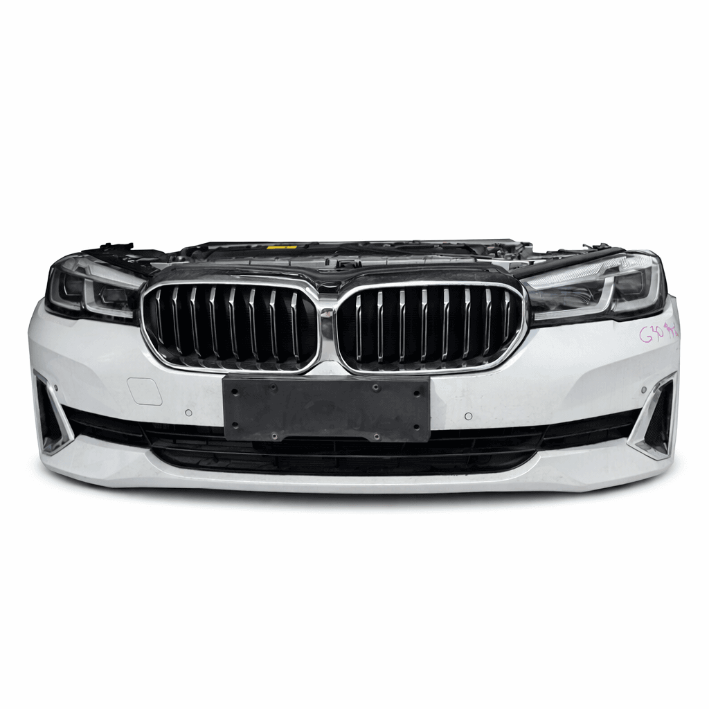 Передняя часть Морда в сборе BMW 5 G30 LCI (рестайлинг) + Радиаторы вид сбоку Передняя часть / Морда в сборе BMW 5 G30 LCI (рестайлинг) + Радиаторы